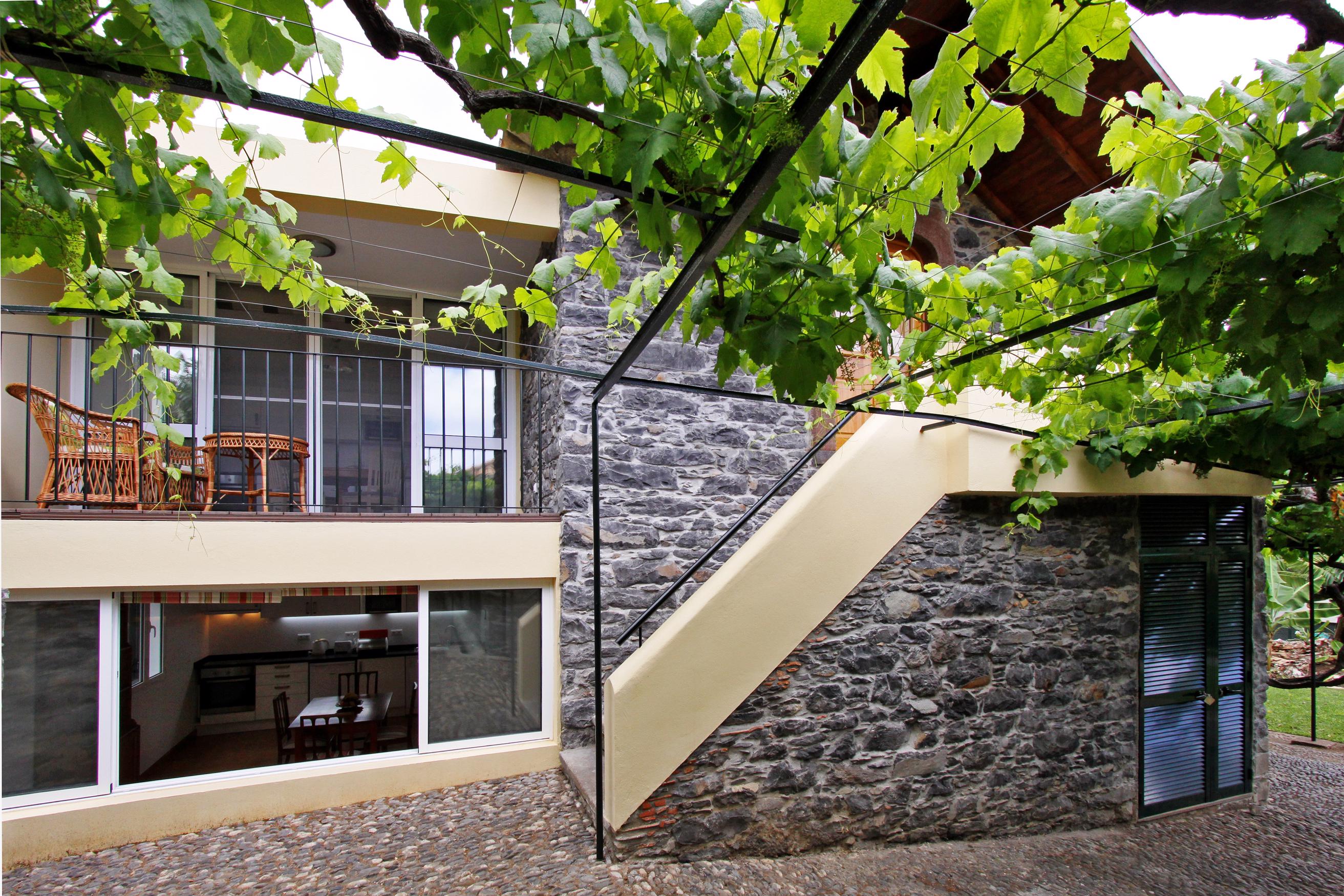 Charming restored stone cottage in Funchal centre – Casa do Feitor 1