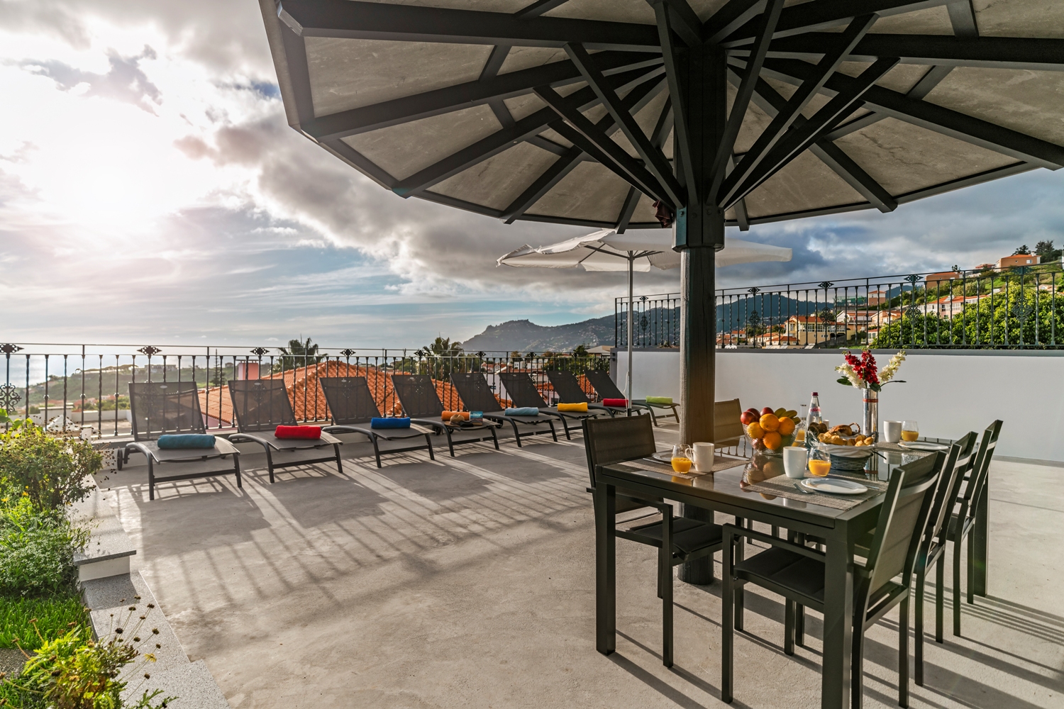 Fabulous villa in Funchal, panoramic sea-view, heated pool | BelAir 3