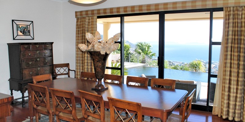 7 Our Madeira Villa Luz Dining And View