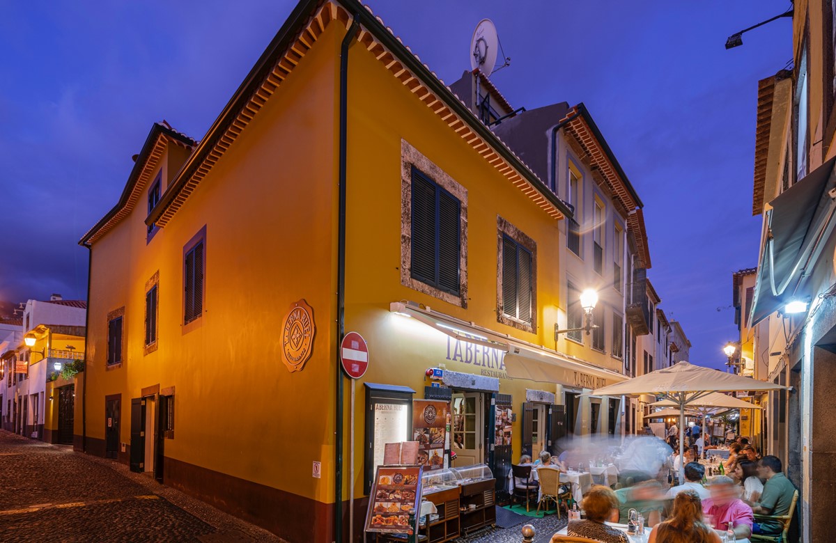 In The Pedestrianised Funchal Old Town Close To Amenities