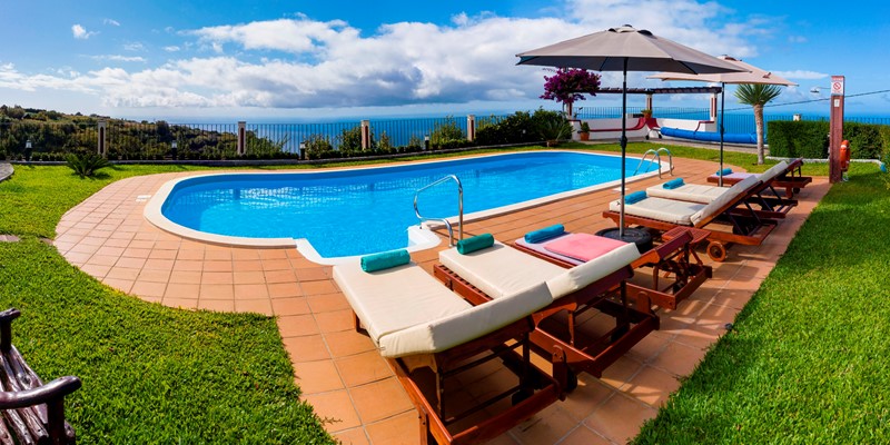 Our Madeira - Villas in Calheta with Private Pool - Theos House