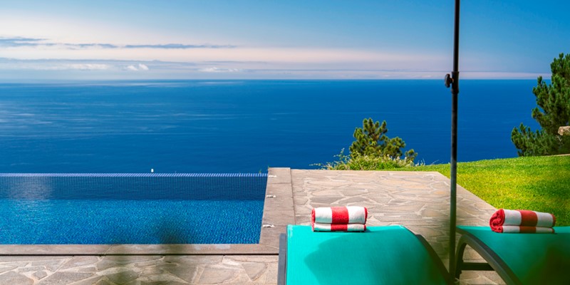 Our Madeira - Apartments in Madeira with Heated Pool - Quinta Inacia Pool Area
