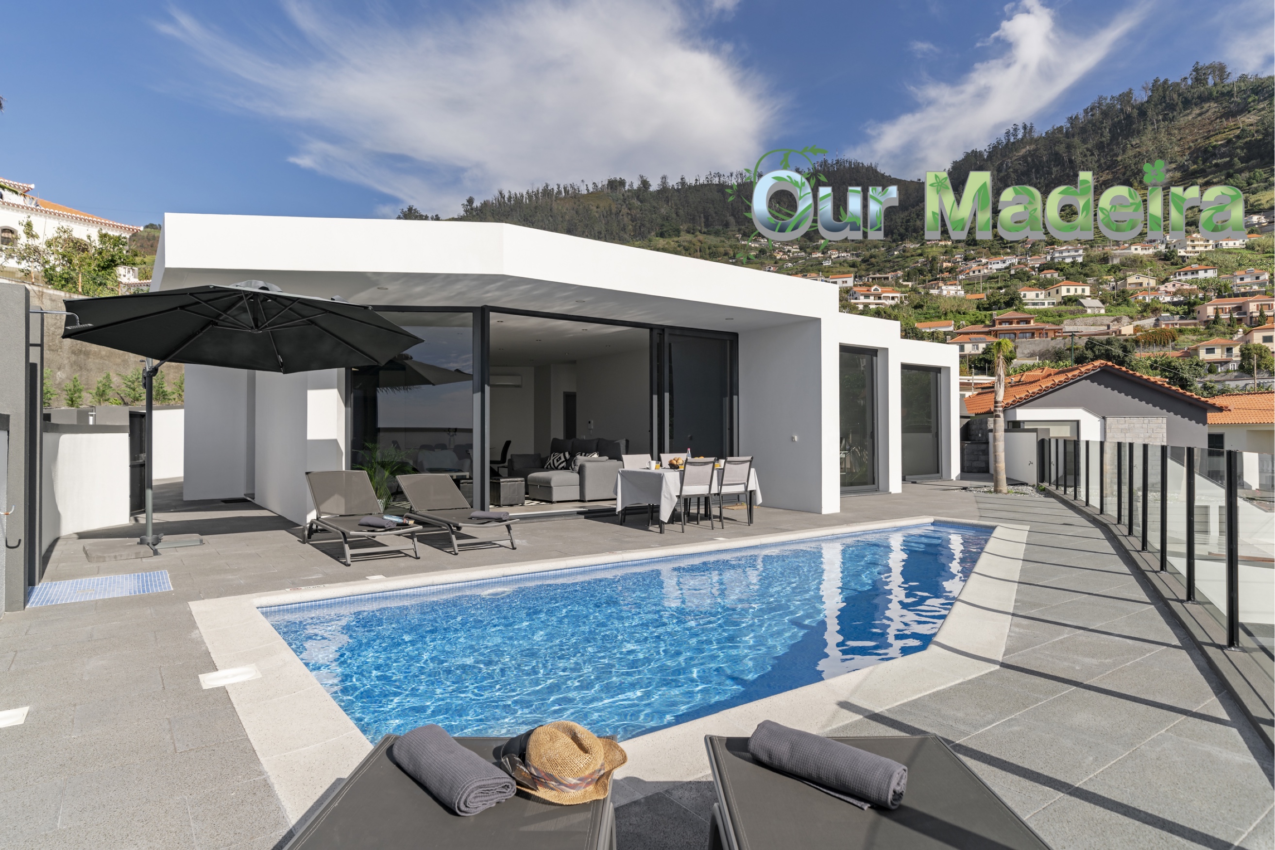 Beautiful modern villa, A/C, heated pool, sea-view | Calheta Charm 2