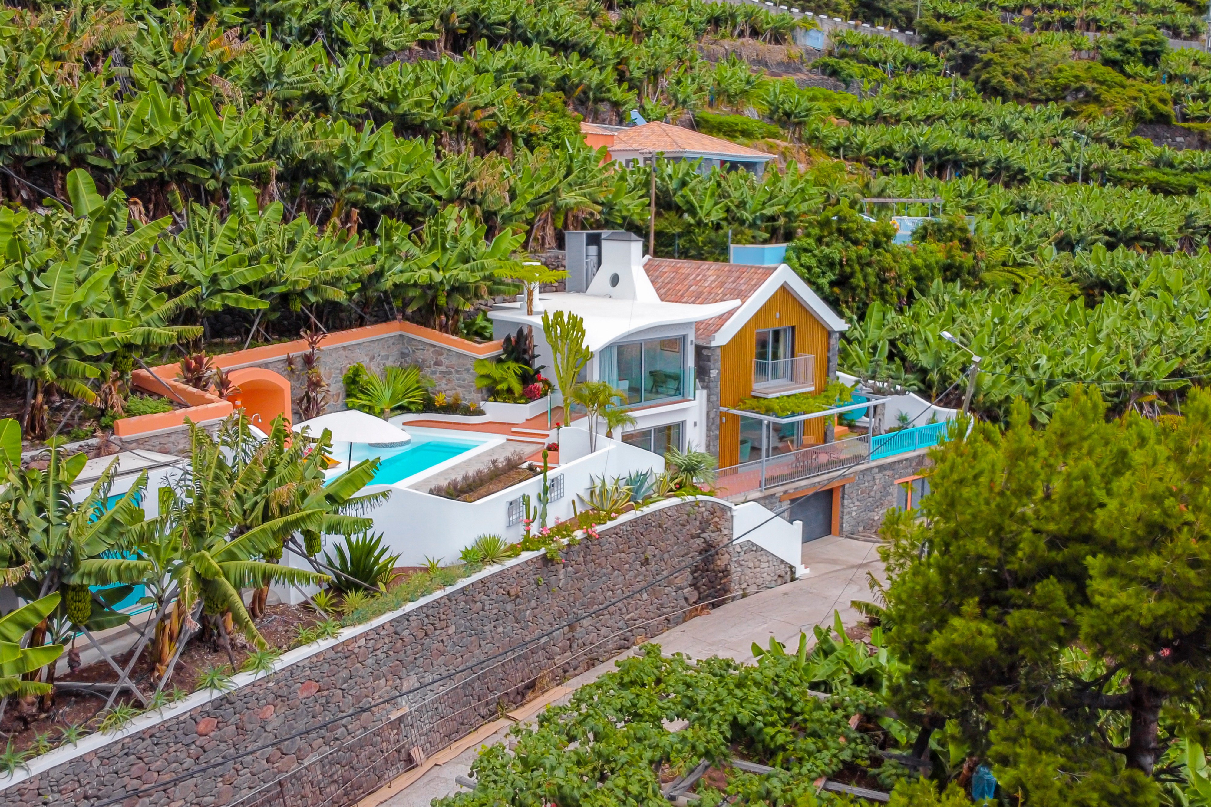 Beautiful zen villa, panoramic sea-views and access to the beach Villa do Mar IV 1
