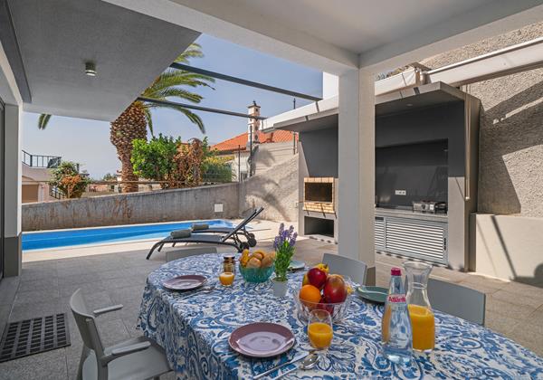 Ourmadeira Villas In Madeira Old Town Villa Outdoor Dining And Barbecue
