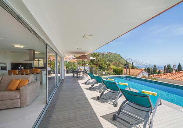 1 Ourmadeira Villas In Madeira Arco Sun Pool And Living Area