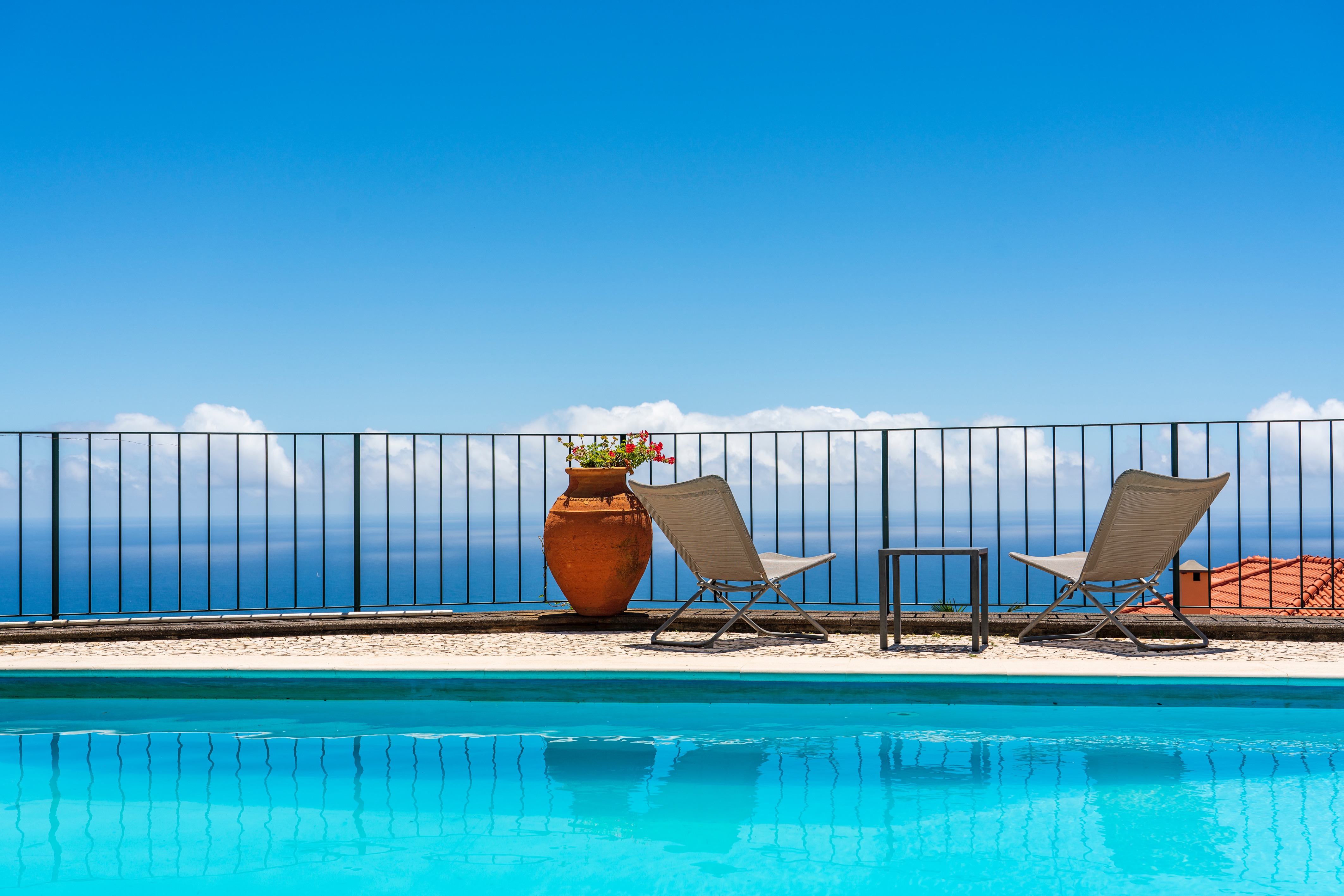 Beautiful Character Villa in Funchal, Heated Pool, Seaview | Quinta D'Alegria 4