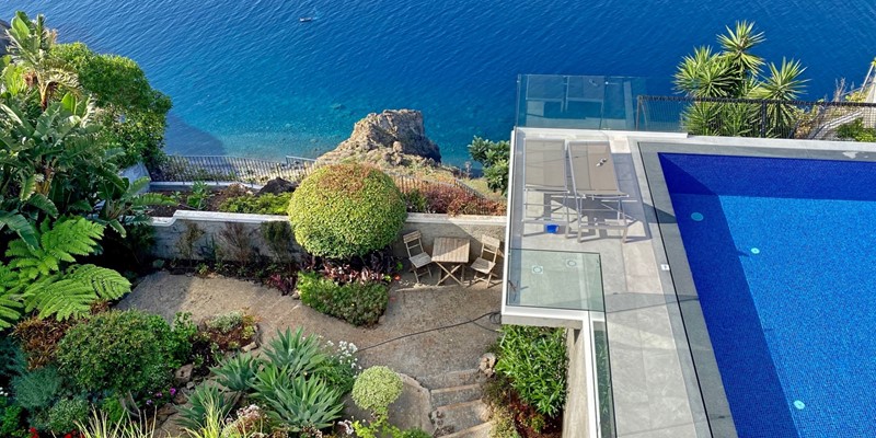 Ourmadeira Villas In Madeira Villa Aquarela Pool And Lower Garden