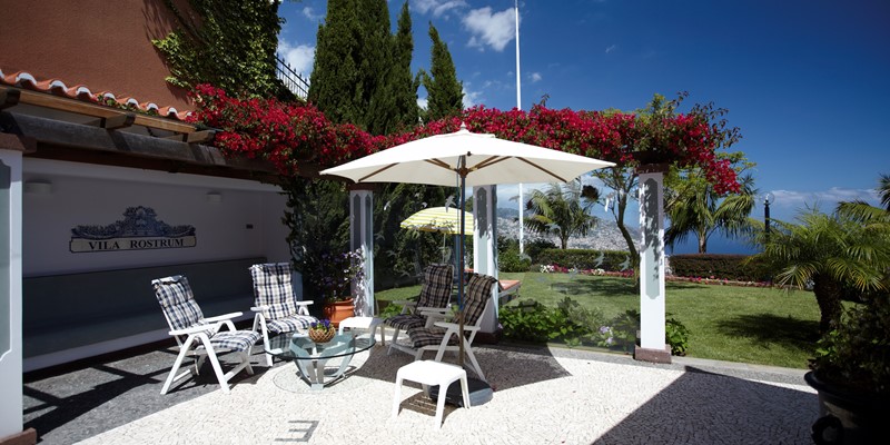8 Our Madeira Villas In Madeira Vila Rostrum Barbecue Area And Lawn