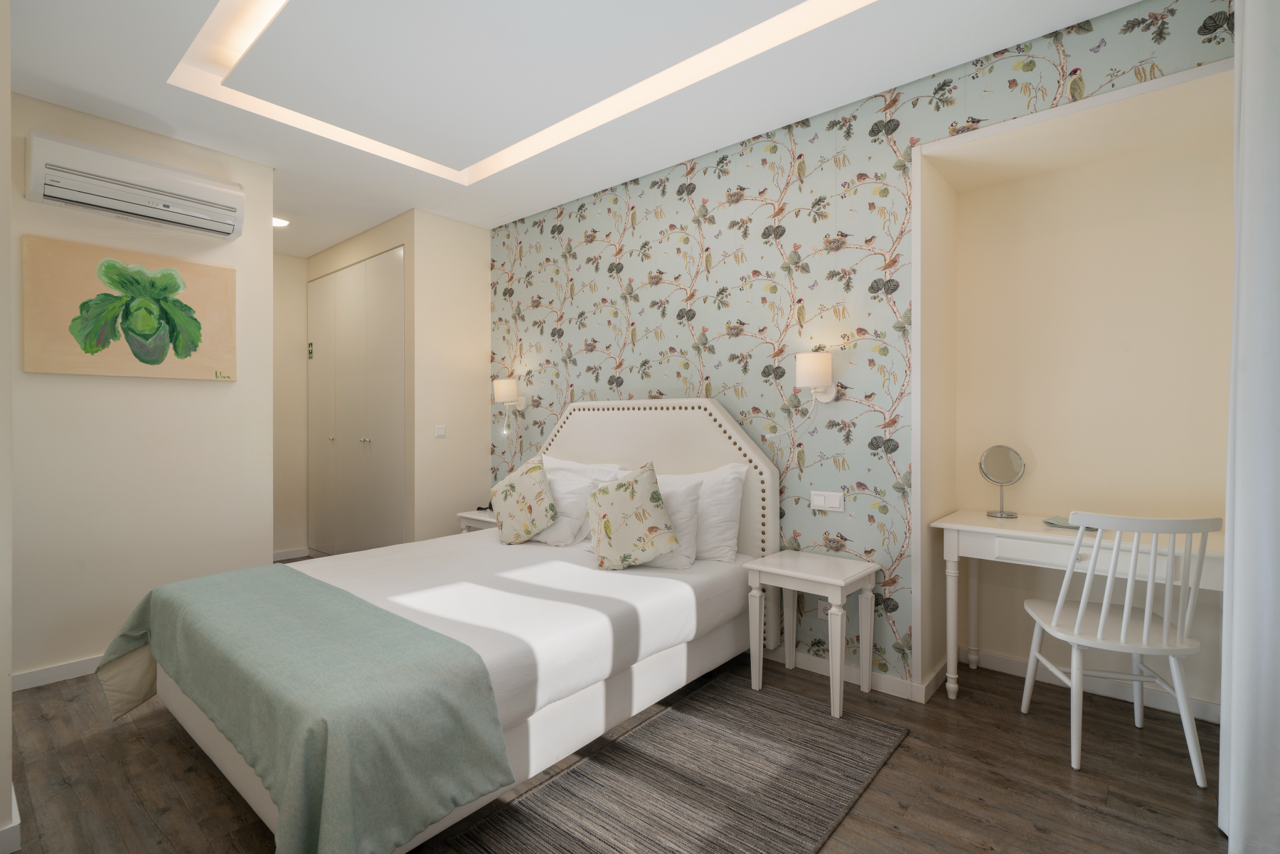 The Air Conditioned Bedroom And Work Desk At Babosas Village Garden Apartment 33 By Ourmadeira