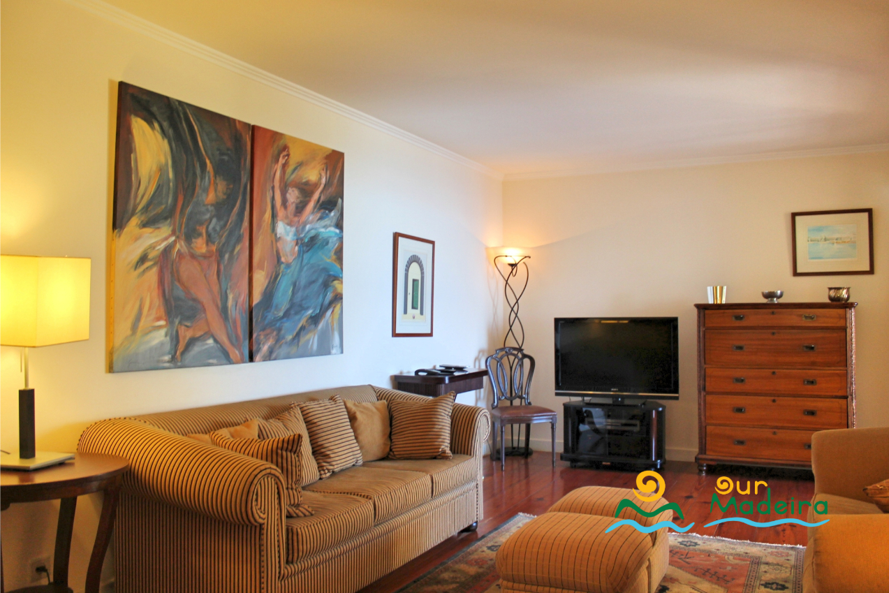 8 Our Madeira Villa Luz TV Room
