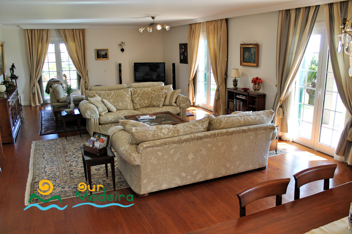 8 Our Madeira Villa Luzia Dining Lounge Hi