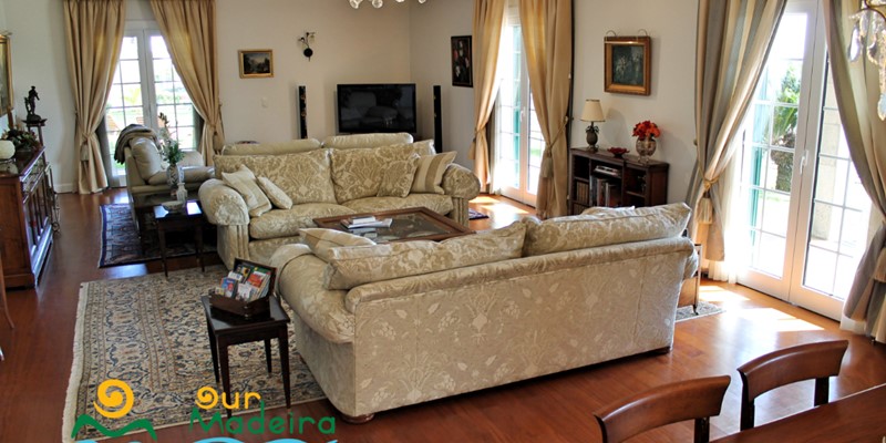 8 Our Madeira Villa Luzia Dining Lounge Hi