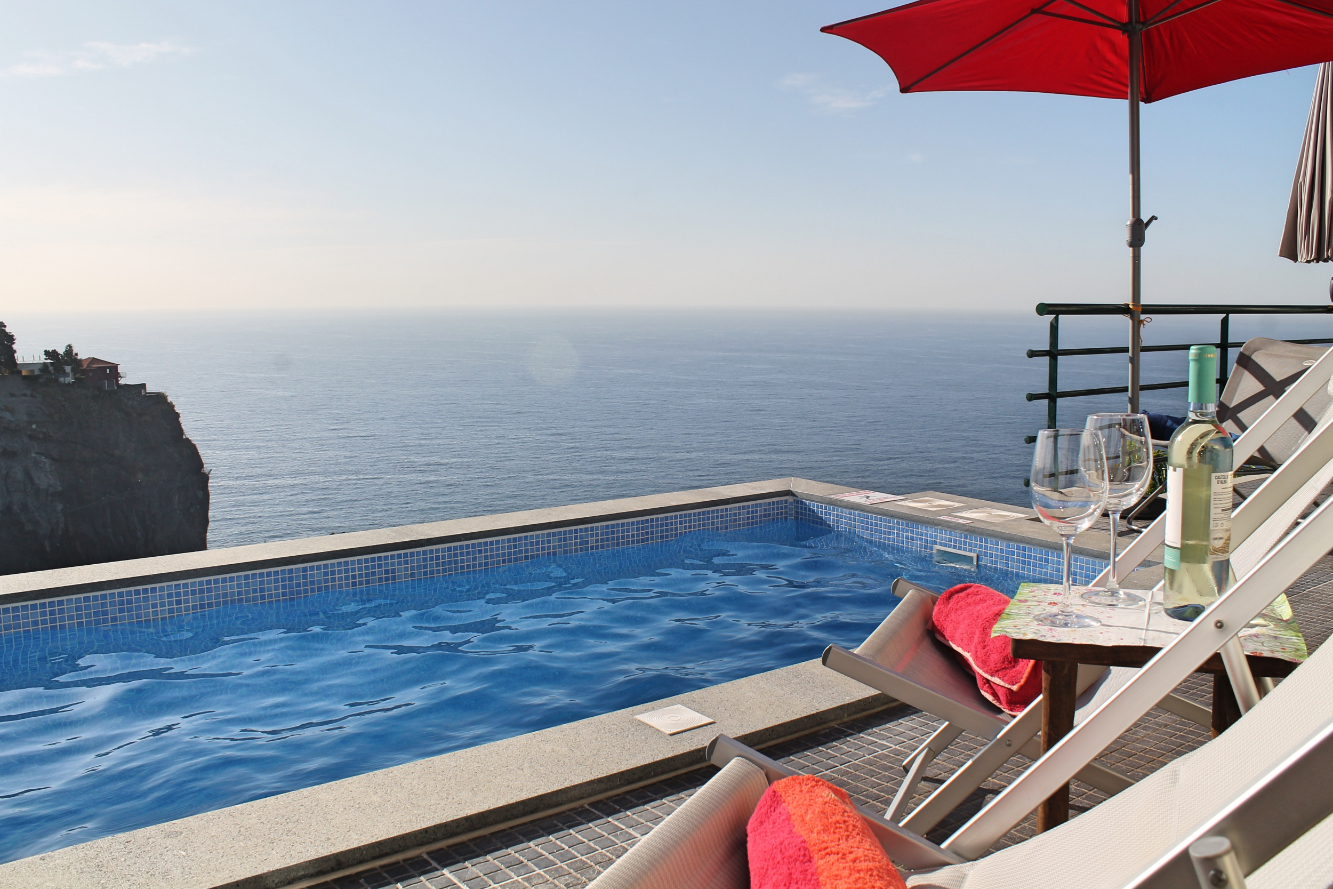2 Ourmadeira Casa Jardim Mar Pool And View