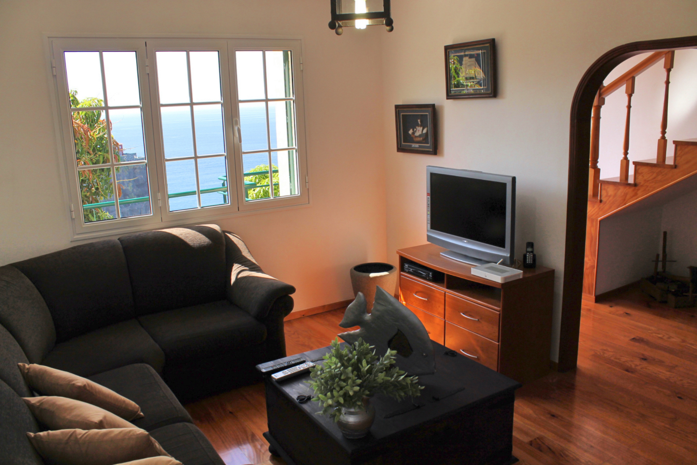 8 Our Madeira Casa Jardim Mar Lounge View