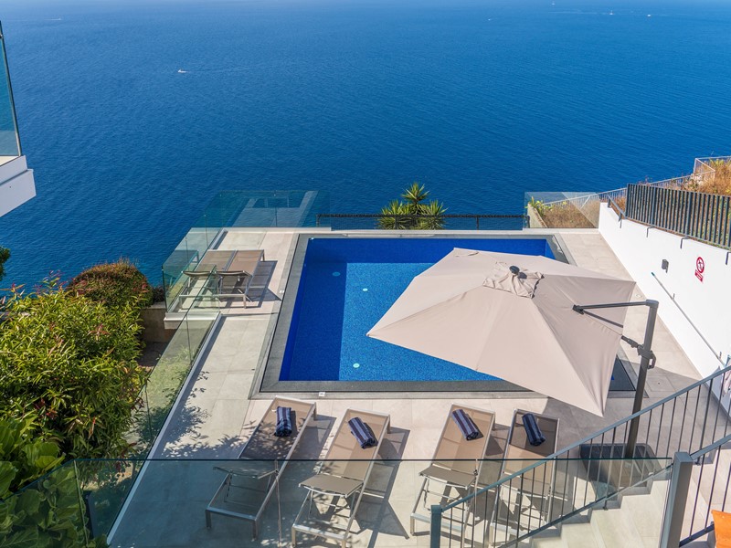 Luxury Real Estate Investments 2026: The 18 Best Countries in the World to Invest with High Property ROI 24 Image