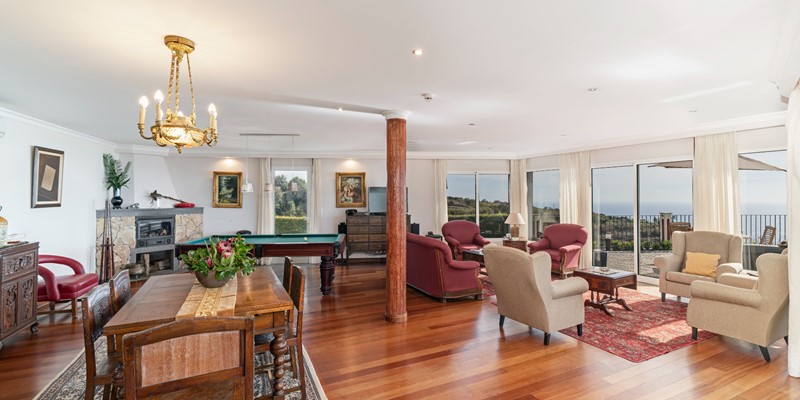 5 Our Madeira Theos House Living Area