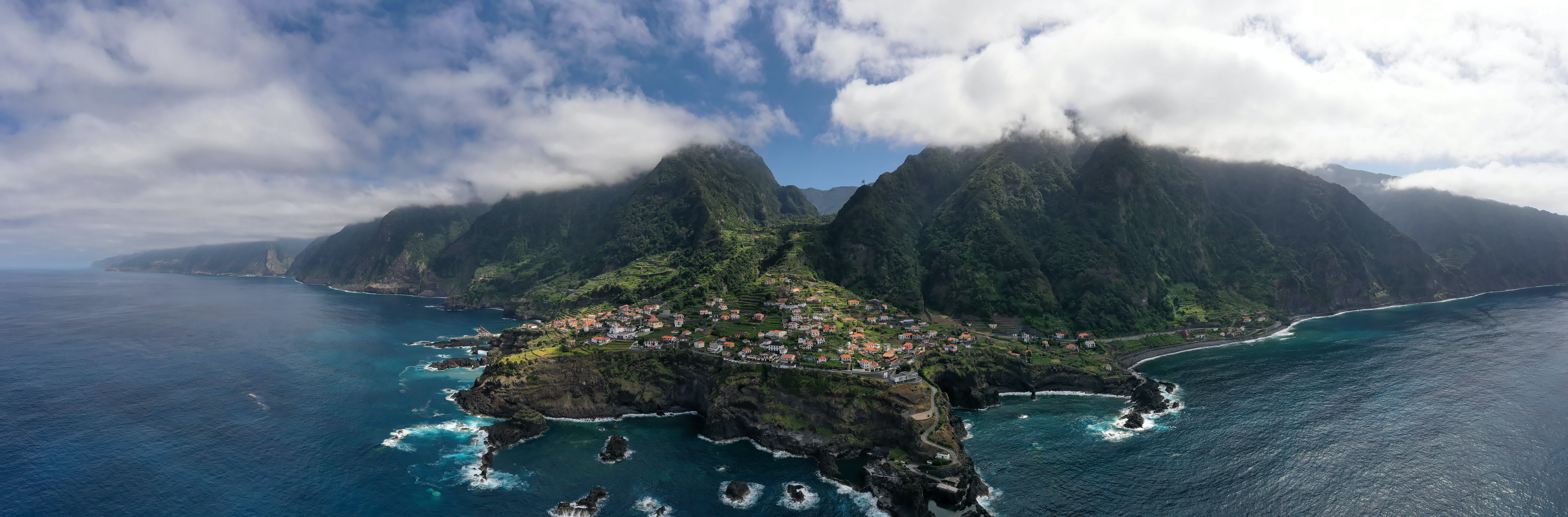 Unwind in Paradise: Top Family-Friendly Villas in Madeira for Your Next Vacation