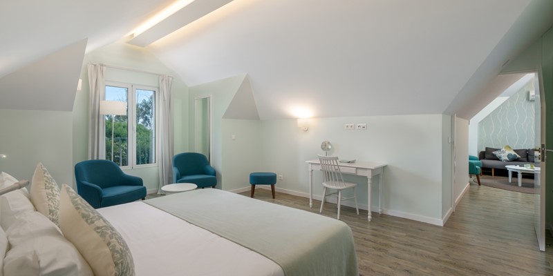 Babosas Village By Ourmadeira Loft Suite Bedroom And Work Area