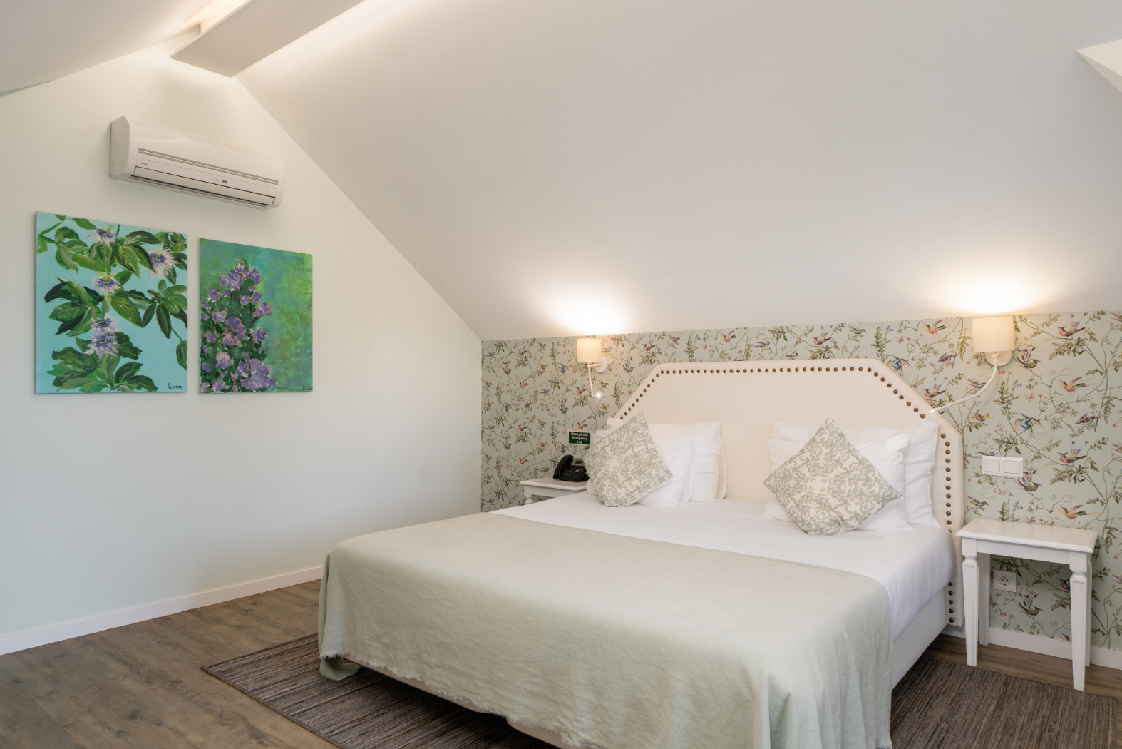 Babosas Village By Ourmadeira Loft Suite Bedroom