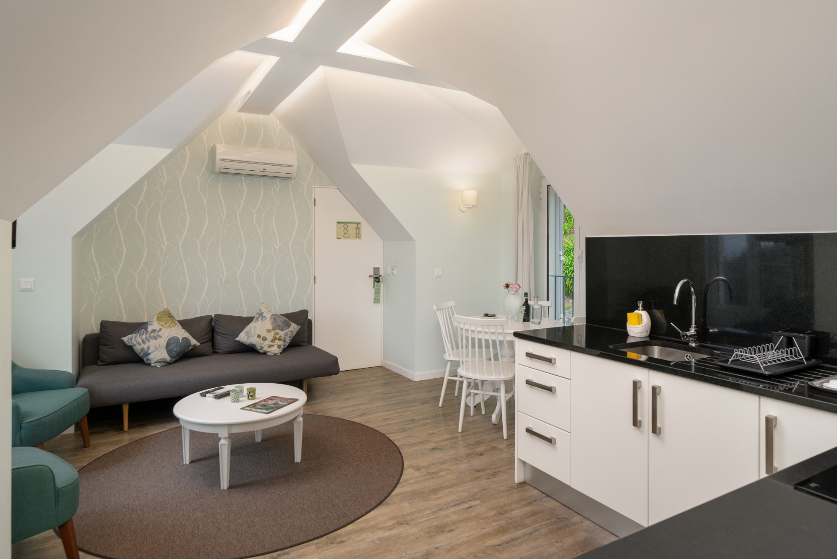 Babosas Village By Ourmadeira Loft Suite Kitchenette