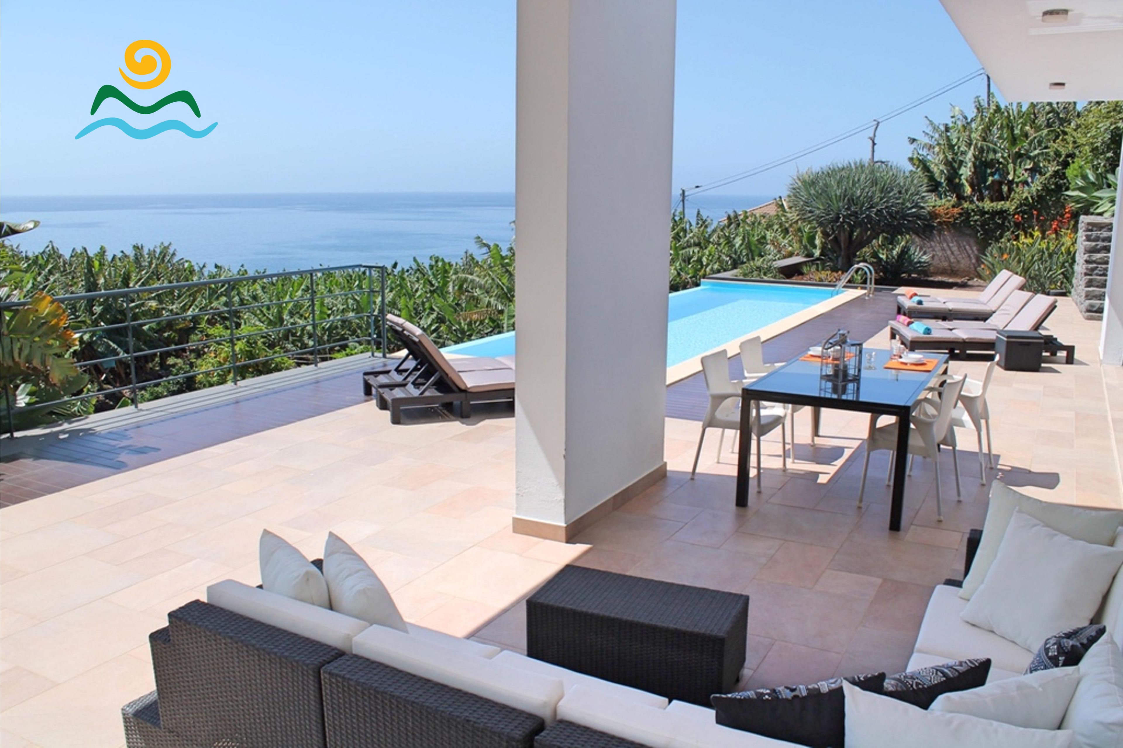 4 Our Madeira Designhouse Sunterrace Setee 6