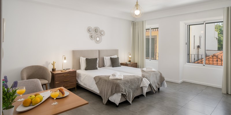 Large Open Plan Studio With Dining Area In Center Funchal Apartamento Taberna Studio 1 By Ourmadeira