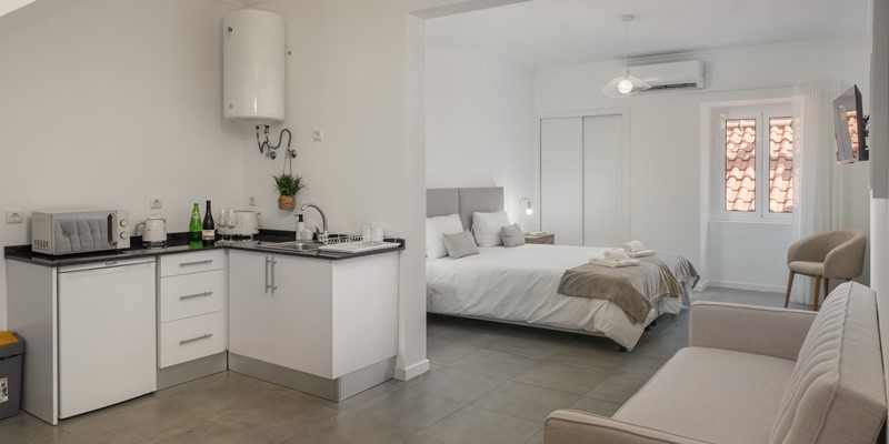 Studio Apartament With Air Conditining And Located In City Center Aoartamentos Taberna Studio 2 By Ourmadeira