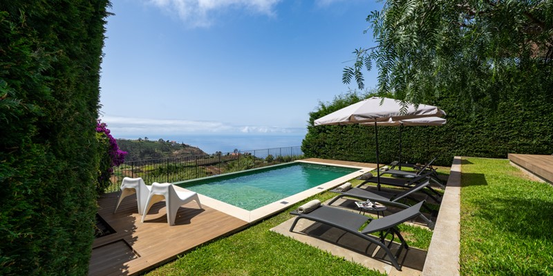 The Infinity Style Swimming Pool And Sunbeds At The Peacefull Villa Bella Vita By Ourmadeira