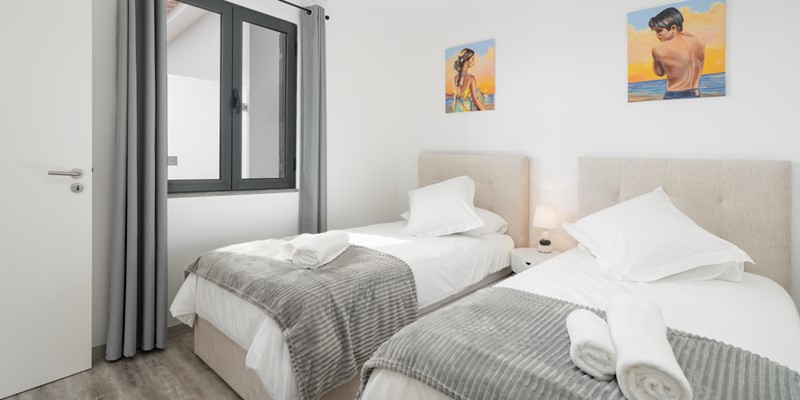 The Modern Twin Bedroom At Casa Da Vinha By Ourmadeira
