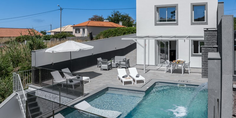 A Closer View Over The Building And Swimming Pool At Casa Da Maria By Ourmadeira
